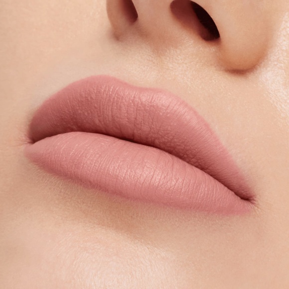 M·A·CXIMAL SILKY MATTE VIVA GLAM LIPSTICK - Picture 5 of 8